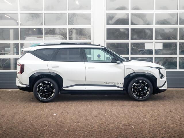 KIA EV5 GT-Line Business Edition 81.4 kWh 17 % bijtelling l Stoelverwarming l El. verstelbare stoelen met memory functie. l Zwarte logo's.