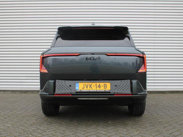 KIA EV5 GT-PlusLine 81.4 kWh | Schuifdak | Stuur-/stoelverwarming + ventilatie | Warmtepomp | 360 Camera | Elek. stoelverst. | Leer | HUD | LED | 19" LM |
