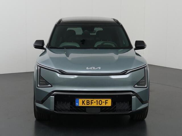 KIA EV5 GT-Line Business Edition 81.4 kWh | Panoramaschuifdak | Led Koplampen | Stoelverwarming voor en achter | Zwarte hemelbekleding |p | Stoelventilatie | Adaptieve cruise control |
