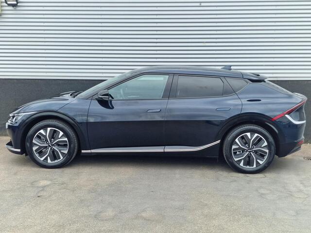 KIA EV6 Plus 77.4 kWh Trekhaak, BTW-auto! 1e eign. NL-auto! SOH 100%, Navigatie, Stoelkoeling, Stoelverwarming, Stuurwiel verwarmd, Dodehoekdetectie, Leder, LED, Elek. bestuurdersstoel