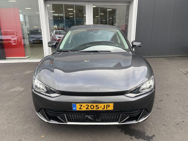 KIA EV6 Plus 77.4 kWh Trekhaak 13-polig, stoel ventilatie, stuur- & stoelverwarming, achterbank verwarmd, parkeersensoren, adaptieve cruise control, navigatie Apple CarPlay/Android Auto