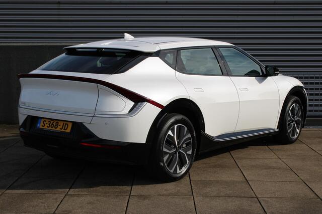 KIA EV6 Plus AWD 77.4 kWh Leder / Navigatie / Camera / 4 WD