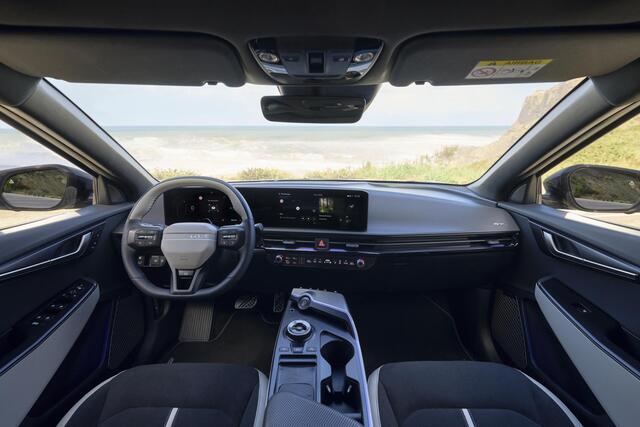 KIA EV6 Light Edition 63 kWh ¤42.995,- RIJKLAAR! Nu ¤2.000,- voordeel! Nu extra scherp geprijsd!