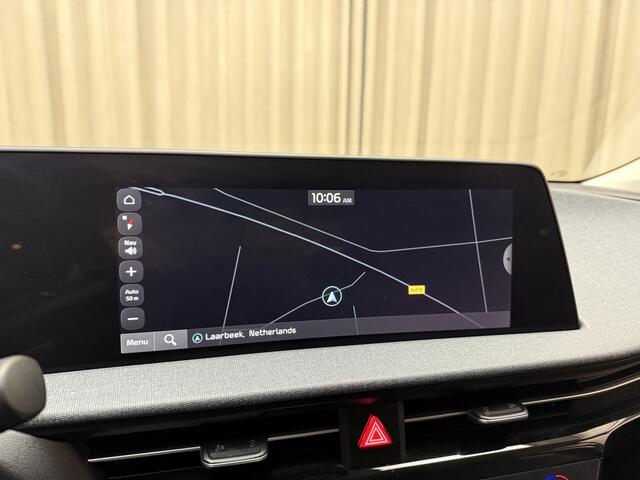 KIA EV6 Air 58 kWh *Org.NL!* Eerste Eigenaar / Adapt. Cruise / Carplay / Stoel+Stuurverwarming / Keyless / 1/2 Leder / Camera / Keyless / 19'' LMV