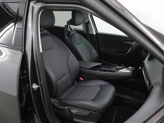 KIA EV6 Light Edition 63kWh Elektromotor 125kW (A) | Stoel/Stuurwielverwarming | Navigatie | Parkeercamera | Climate Control |