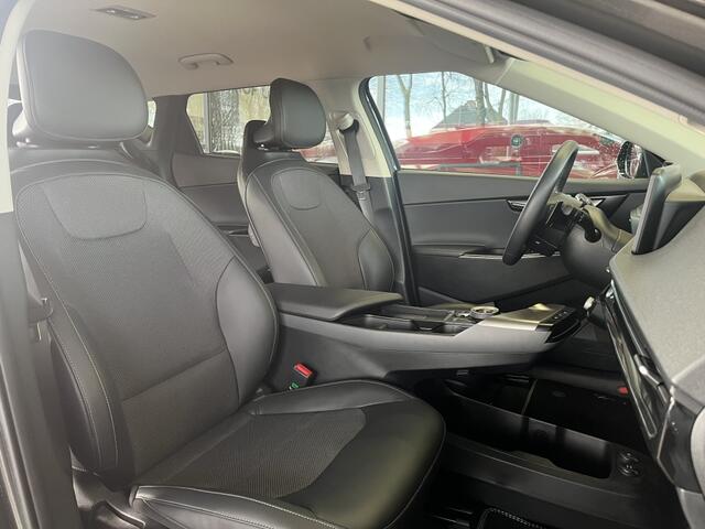 KIA EV6 Light Edition 63 kWh | Navi | Stoel-/stuurverwarming | Carplay