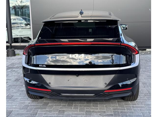 KIA EV6 Light Edition 63 kWh Stoel/Stuurwielverwarming | Navigatie | Parkeercamera | Climate Control |