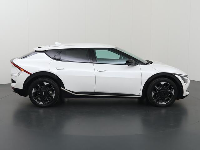 KIA EV6 Plus Advanced 84 kWh | SOH 99% | Lederen Interieur | Ele.verstelbare stoelen | Apple CarPlay/Android Auto | DAB | Navigatie | 360 Camera | Stuurverwarming | Stoelkoeling/Stoelverwarming | Adaptieve Cruise Control |