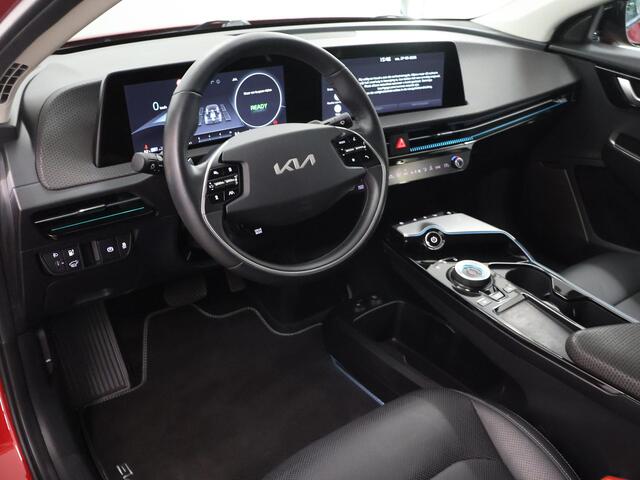 KIA EV6 Plus AWD 77.4 kWh | 360° Camera | Lederen Interieur | Apple CarPlay/Android Auto | Stoel/Stuur verwarming | Camera | Stoelkoeling | Interieurverlichting | Adaptieve Cruise Control | Ele. kofferdeksel |