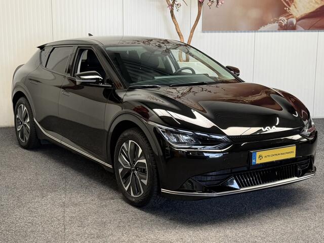 KIA EV6 GT-LINE 77.4 kWh ACHTERUITRIJCAMERA NAVIGATIE ADAPTIVE CRUISE CONTROL KEYLESS GO APPLE CARPLAY/ANDROID RIJSTROOKSENSOREN DODEHOEKSENSOREN ZEER MOOI !!