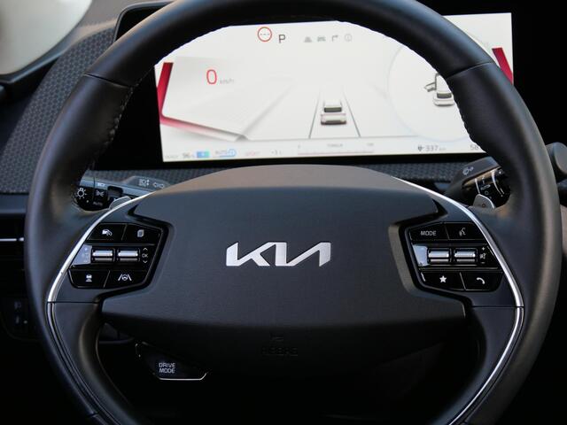 KIA EV6 PLUS 77.4 kWh/ LEER/ ELEKT. KLEP/ AFN. TREKHAAK/ NL-AUTO VAN 1STE EIGENAAR