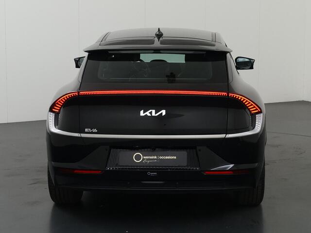 KIA EV6 Edition 77.4 kWh | Stoel/Stuurwielverwarming | Navigatie | Parkeercamera | Climate Control |