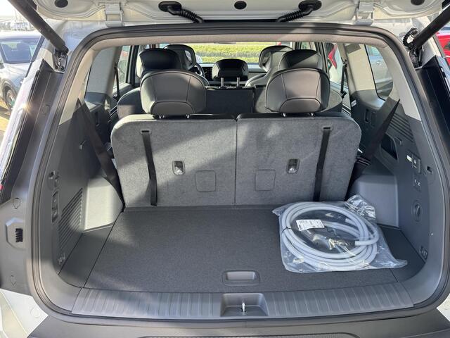 KIA EV9 First Edition 76.1 kWh Demo-auto ! | Kmstand kan iets varieeren | Informeer altijd even of de auto aanwezig is ...