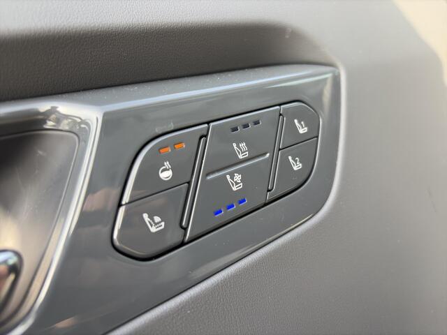 KIA EV9 GT-Line AWD 99.8 kWh HUD | Leder | Meridian Sound | Camera | Navi | Apple CarPlay/Android Auto | Key-Less | Stuur-/Stoelverwarming | PDC | Cruise | LED |