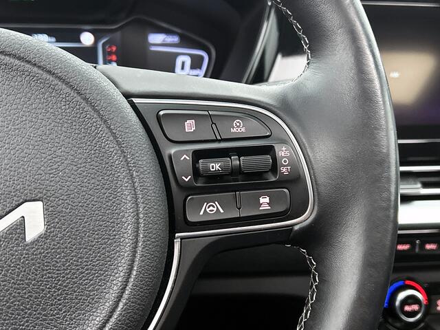 KIA Niro 1.6 GDi Hybrid ExecutiveLine | Ledere bekleding | Kantel/schuifdak | Stoelverwarming/verkoeling | Navigatie |