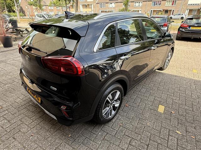 KIA Niro 1.6 GDi Hybrid DynamicLine / Airco/ Navigatie/ Cruise/ Apple carplay/ LED/ PDC/ LMV
