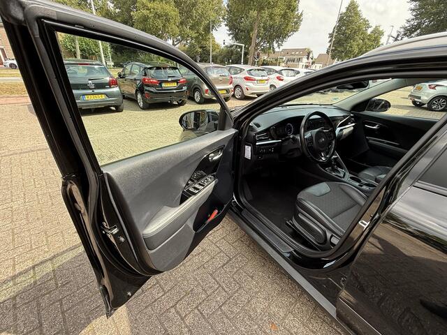 KIA Niro 1.6 GDi Hybrid DynamicLine / Airco/ Navigatie/ Cruise/ Apple carplay/ LED/ PDC/ LMV