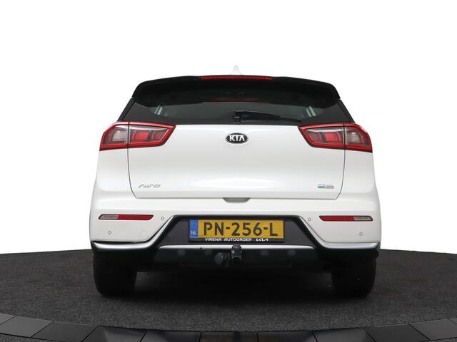 KIA Niro 1.6 GDi Hybrid DynamicLine Climate control - Adaptive cruise control - Trekhaak - Achteruitrij camera - Parkeersensoren achter