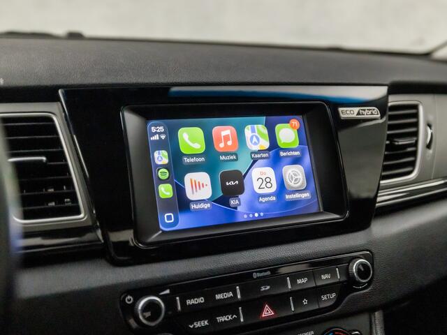 KIA Niro 1.6 GDi Hybrid DynamicLine 142Pk Automaat (APPLE CARPLAY, NAVIGATIE, LEDER, CAMERA, SPORTSTOELEN, CRUISE, KEYLESS, LANE ASSIST, NIEUWSTAAT)