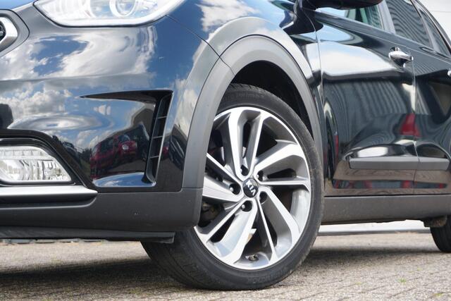 KIA Niro 1.6 GDi Hybrid Design Edition | OPEN DAK | TREKHAAK | STOEL/STUUR VERW. | CAMERA |