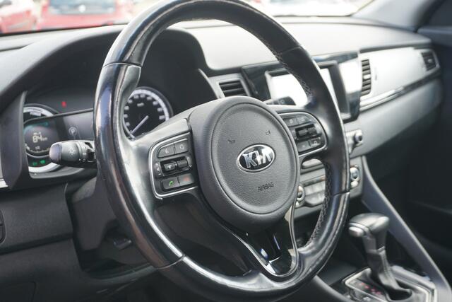 KIA Niro 1.6 GDi Hybrid Design Edition | OPEN DAK | TREKHAAK | STOEL/STUUR VERW. | CAMERA |