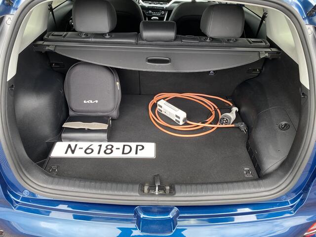 KIA Niro 1.6 GDi PHEV DynamicPlusLine Trekhaak, Dodehoek detectie, Lederen bekleding, 1e eign. Dealeronderhouden, All-season banden, Parkeersensoren v&a, Stoel- & stuurverwarming, achteruitrij camera, adaptieve cruise control, keyless,