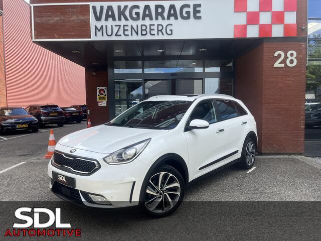 KIA Niro 1.6 GDi Hybrid ExecutiveLine // LEDER // ELEK. STOEL+GEHEUGEN // SCHUIF-KANTELDAK // JBL // DODEHOEK // ADAPT. CRUISE // STOELVERWARMING+VERKOELING // AFN. TREKHAAK //