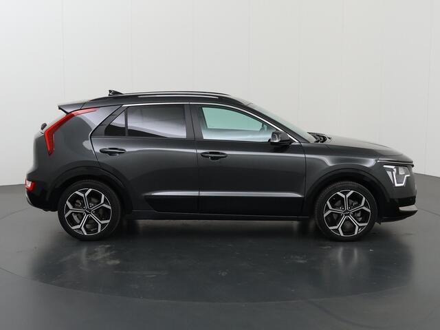 KIA Niro 1.6 GDi Hybrid DynamicLine Edition | 18" lichtmetalen velgen | Elektrisch verstelbare bestuurdersstoel met geheugen | Stoelventilatie | Elektrisch bedienbare achterklep