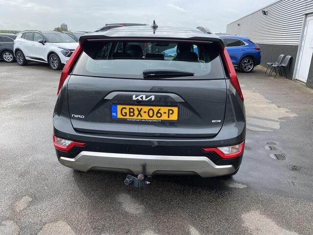 KIA Niro 1.6 GDi Hybrid DynamicLine Trekhaak, 1e eign. NL-auto, Parkeersensoren voor + achter, Smart Key,