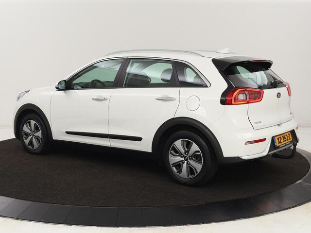 KIA Niro 1.6 GDi Hybrid DynamicLine | Automaat | Trekhaak Carplay | Climate Controle | Camera | Navigatie | Half leder | Cruise controle | Airco |