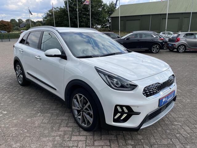 KIA Niro 1.6 GDi Hybrid DynamicPlusLine Style Pack | 18" LM-Velgen, Trekhaak, Navigatie, Parkeersensoren en camera, Digitaal Display, Applecarplay/AndroidAuto
