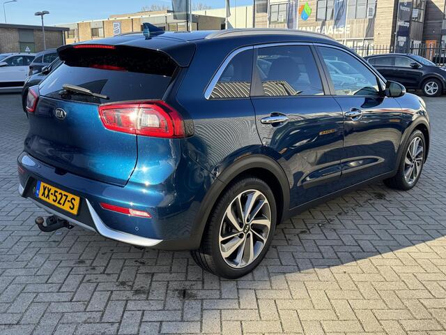 KIA Niro 1.6 GDi Hybrid ExecutiveLine | Trekhaak | Stoel/Stuurverwarming | Lederen bekleding | Full map navigatie | Parkeer sensoren | Apple Carplay/Android Auto |