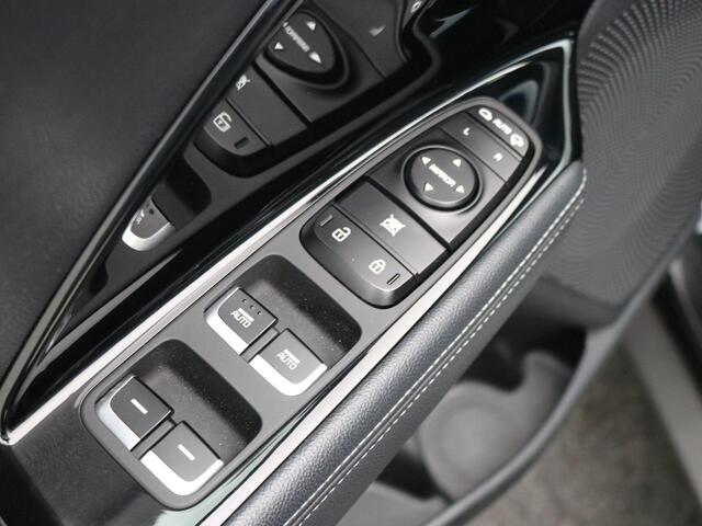 KIA Niro 1.6 GDi Hybrid BusinessLine AUTOMAAT / trekhaak / 1300 Kg Trekgewicht / Apple Carplay / Elektrisch Verstelbare Bestuurderstoel / Lane Assist / Keyless Start /
