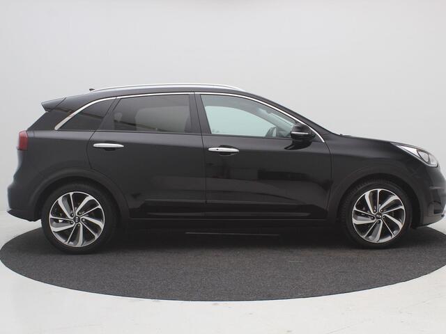 KIA Niro 1.6 GDi Hybrid BusinessLine AUTOMAAT / trekhaak / 1300 Kg Trekgewicht / Apple Carplay / Elektrisch Verstelbare Bestuurderstoel / Lane Assist / Keyless Start /