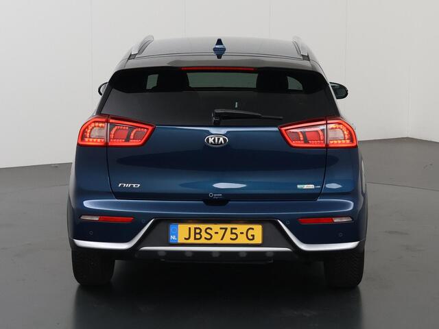KIA Niro 1.6 GDi Hybrid First Edition | Navigatie | Parkeercamera | Stoel/Stuurverwarming | Cruise Control Adaptief |