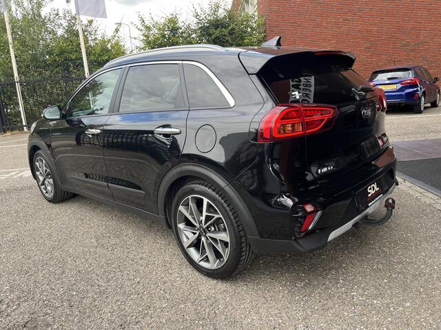 KIA Niro 1.6 GDi Hybrid ExecutiveLine // LEDER // SCHUIF-KANTELDAK // ELEK. STOEL+GEHEUGEN // JBL // NAVI+CARPLAY // DODEHOEK // STOELVERKOELING+VERWARMING // AFN. TREKHAAK //