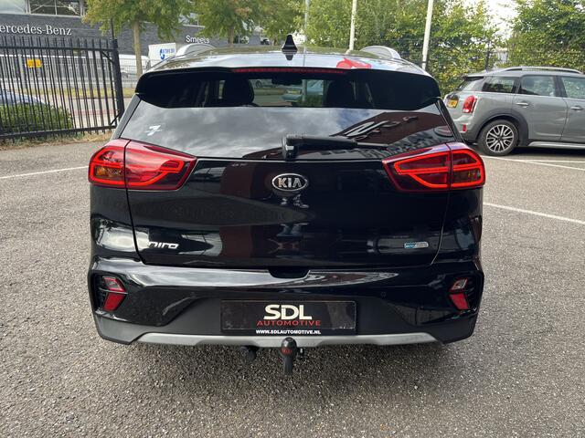 KIA Niro 1.6 GDi Hybrid ExecutiveLine // LEDER // SCHUIF-KANTELDAK // ELEK. STOEL+GEHEUGEN // JBL // NAVI+CARPLAY // DODEHOEK // STOELVERKOELING+VERWARMING // AFN. TREKHAAK //