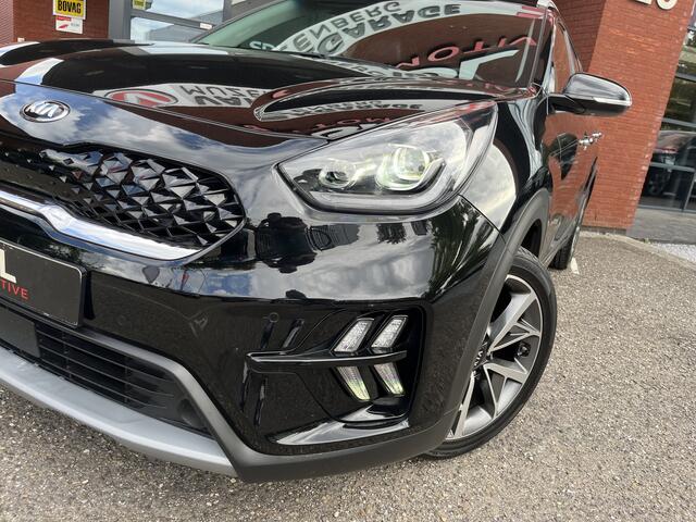 KIA Niro 1.6 GDi Hybrid ExecutiveLine // LEDER // SCHUIF-KANTELDAK // ELEK. STOEL+GEHEUGEN // JBL // NAVI+CARPLAY // DODEHOEK // STOELVERKOELING+VERWARMING // AFN. TREKHAAK //