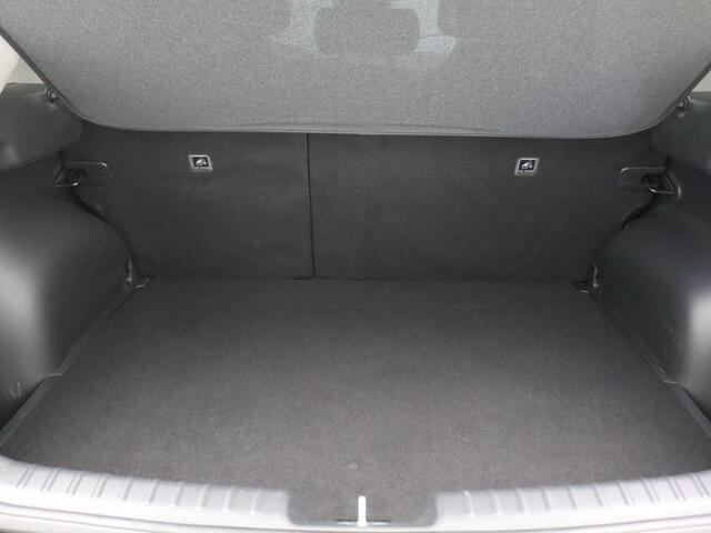 KIA Niro 1.6 GDi Hybrid ExecutiveLine 141PK Aut. Schuif-Kanteldak, Adaptieve Cruise Controle, Keyless, Side Assist, Achteruitrijcamera, Stoelverwarming & Koeling, Trekhaak, 18" LM Velgen