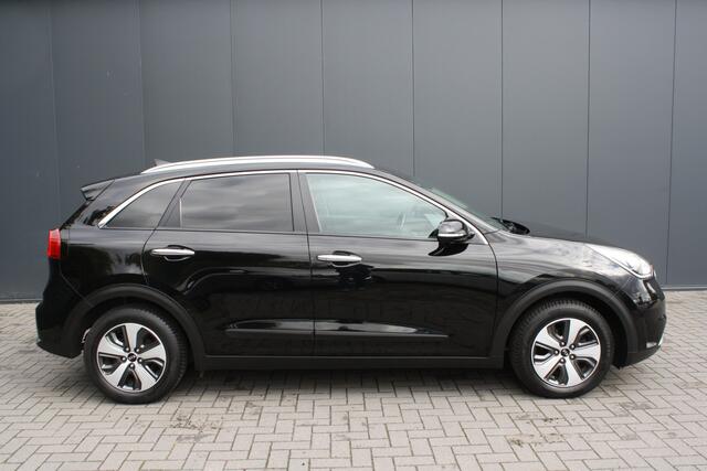 KIA Niro 1.6 GDi Hybrid First Edition - NAVIGATIE - CAMERA - PDC