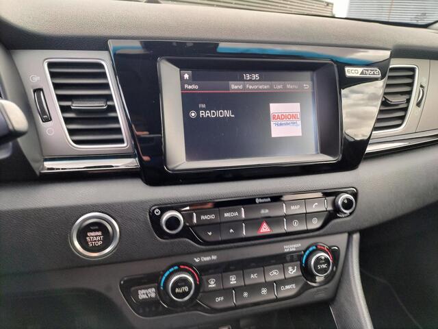 KIA Niro 1.6 GDi Hybrid BusinessLine Camera / Navigatie / Leder / Trekhaak