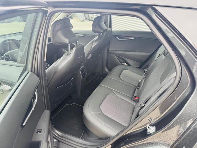 KIA Niro 1.6 GDi Hybrid DynamicLine Trekhaak | Clima | Cruise | Navigatie | Camera | PDC Rondom