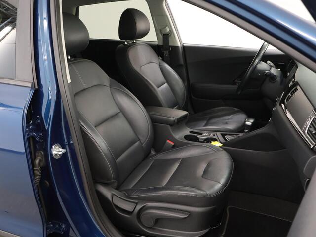 KIA Niro 1.6 GDi Hybrid ExecutiveLine | Trekhaak | Panoramadak | Lederen Bekleding | JBL Audio | Dodehoekdetectie | Stoel/Stuurwielverwarming | Stoelventilatie | Elektrisch bedienbare bestuurdersstoel met geheugenfunctie