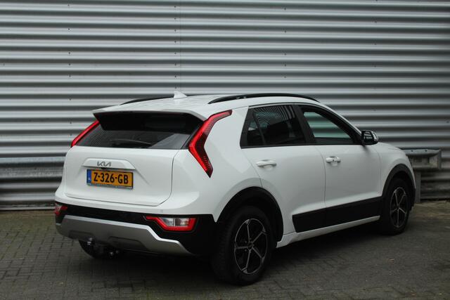 KIA Niro 1.6 GDi Hybrid 141pk DynamicLine DCT6 NL-Auto NAP Clima Cruise Navi Camera Carplay Dig. Cockpit 16"LMV Trekhaak 1300kg