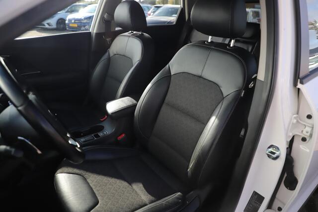 KIA Niro 1.6 GDi Hybrid DynamicLine Half Leder Carplay Android Navigatie Achteruitrijcamera Climate Cruise Control Rijstrooksensor Parkeersensor