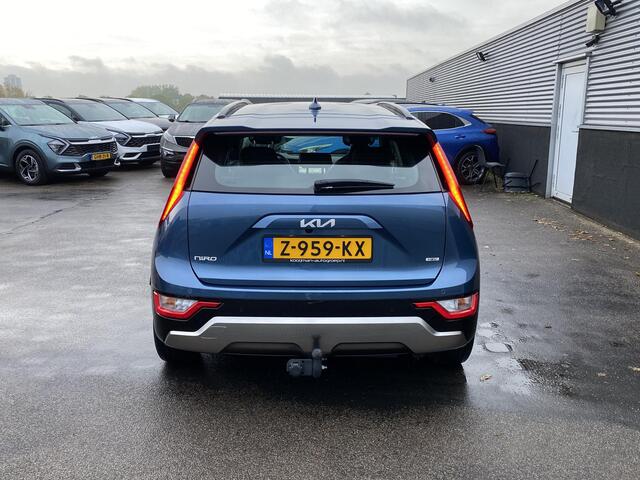 KIA Niro 1.6 GDi Hybrid DynamicLine Trekhaak 13-polig, adaptieve cruise control, achteruitrij camera, parkeersensoren v&a, navigatie Apple CarPlay/Android Auto, keyless