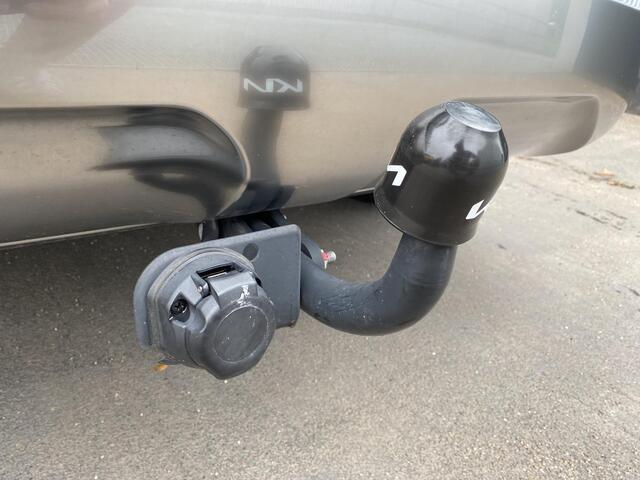 KIA Niro 1.6 GDi Hybrid DynamicLine Trekhaak 13-polig, parkeersensoren v&a, navigatie Apple CarPlay/Android Auto, keyless, achteruitrij camera