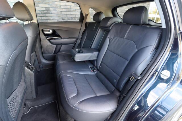 KIA Niro 1.6 GDi Hybrid ExecutiveLine | Trekhaak | Leer | Adaptieve cruise | Rijklaarprijs - incl.garantie