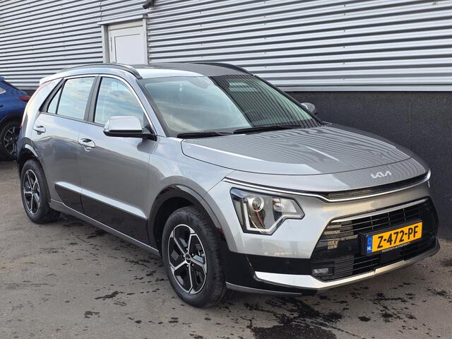 KIA Niro 1.6 GDi Hybrid DynamicLine Trekhaak, navigatie Apple CarPlay/Android Auto, NL-AUTO! parkeersensoren v&a, achteruitrij camera, adaptieve cruise control, BTW-auto