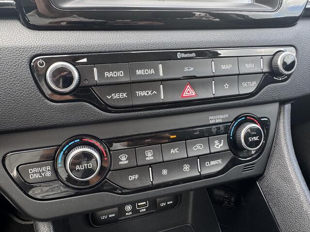 KIA Niro 1.6 GDi Hybrid DynamicLine | Trekhaak | Navigatie | Achteruitrijcamera |